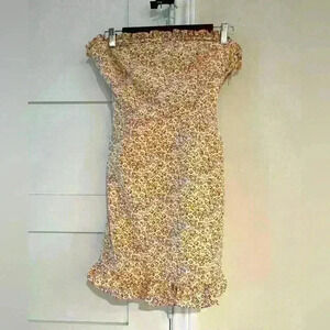 Cotton Candy LA Yellow strapless floral mini dress- Size Large- EUC